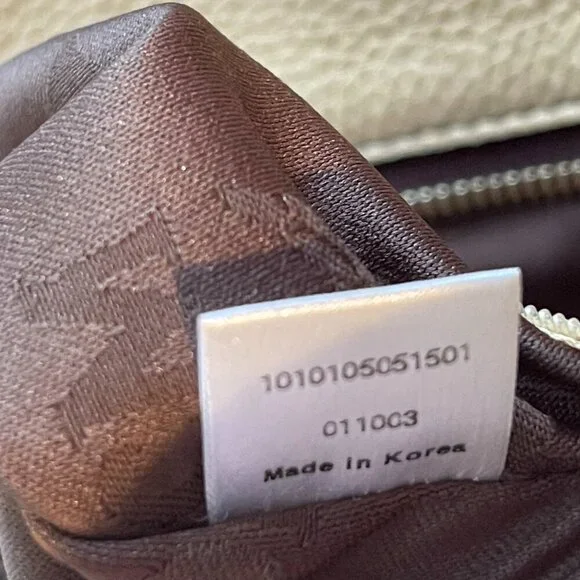 MCM Ivory Leather Shoulder Bag - Preowned - Picture 6 of 16